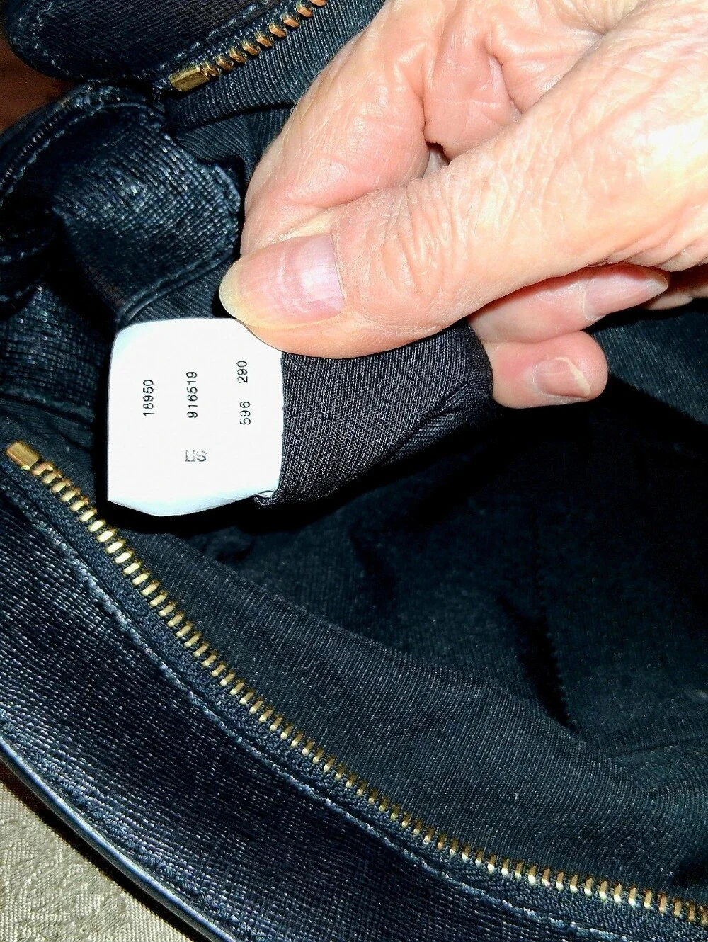 Furla Piper Dome Top Handle Satchel.  Genuine Black Leather. Crossbody Strap EUC